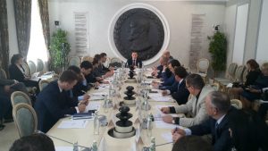 В Общественной Палате РФ обсудили инициативы саратовских грузоперевозчиков
