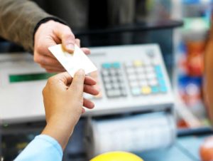 В 2017 году у покупателей появится возможность получать электронные кассовые чеки