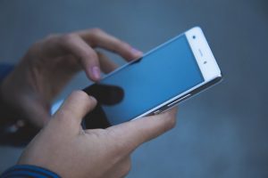 Саратовцы могут сообщать о нарушениях условий труда с помощью мобильного приложения