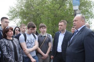 Состоялся очередной рейд представителей администрации ЭМР и общественности с целью контроля качества проведения ремонта дорог в Энгельсе
