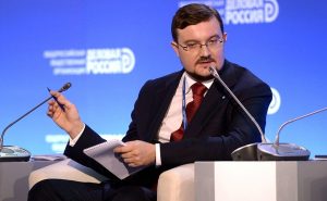 Президент «Деловой России» Алексей Репик поздравляет с Днём российского предпринимательства