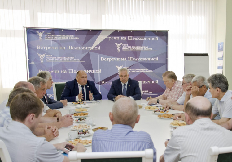 Министр промышленности и энергетики региона Андрей Куликов встретился на деловом завтраке в ТПП с директорами промпредприятий