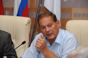 Глава ЭМР Александр Стрелюхин ищет себе двух новых замов ,способных работать в условиях дедлайна