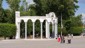 Музей под открытым небом ,стоянка и кафе : утвержден новый проект планировки энгельсского горпарка