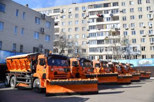 В Саратовскую область поступила новая коммунальная техника для уборки улиц