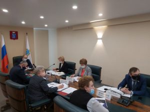 Губернатор Валерий Радаев провел селекторное совещание с главами районов и городских округов