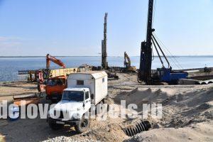Губернатор Валерий Радаев провел рабочую планерку по строительству новой набережной