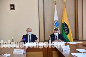 Губернатор поставил задачу постоянно держать на особом контроле качество горячего питания младшеклассников
