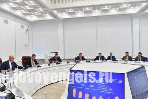 Куратор ПФО Дмитрий Чернышенко и Игорь Комаров провели совещание по социально-экономическому развитию Саратовской области