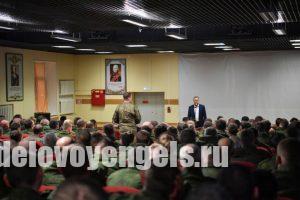 Губернатор Роман Бусаргин встретился с мобилизованными жителями области