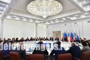 Роман Бусаргин провёл первое в 2023 году постоянно действующее совещание с зампредами и министрами Правительства