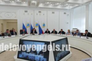 Губернатор провел постоянно действующее совещание с зампредами и министрами правительства области