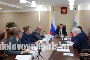 Роман Бусаргин провёл совещание по реализации программы модернизации первичного звена здравоохранения